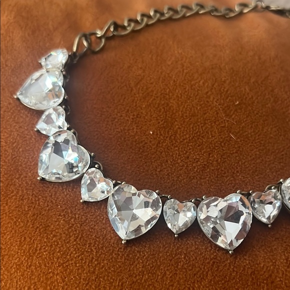 Elegant Crystal Heart Necklace - Picture 2 of 2